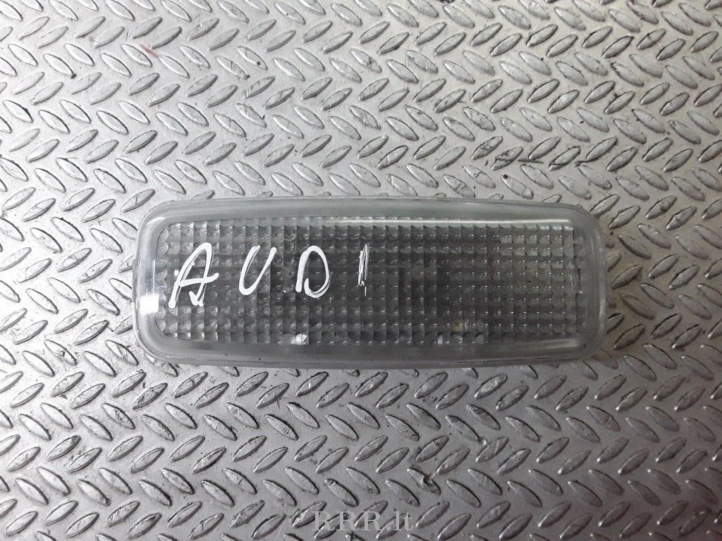 Rear seat light – Audi A6 Allroad C5 (1999-2005)