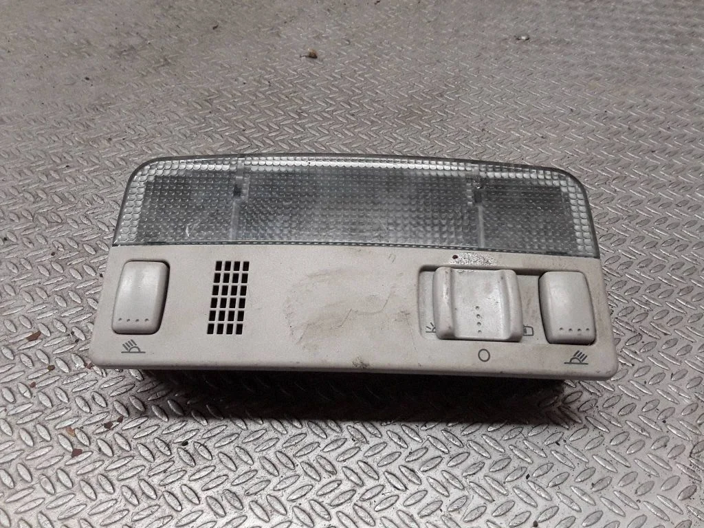 Front seat light – Volkswagen Touran I (2003-2010)