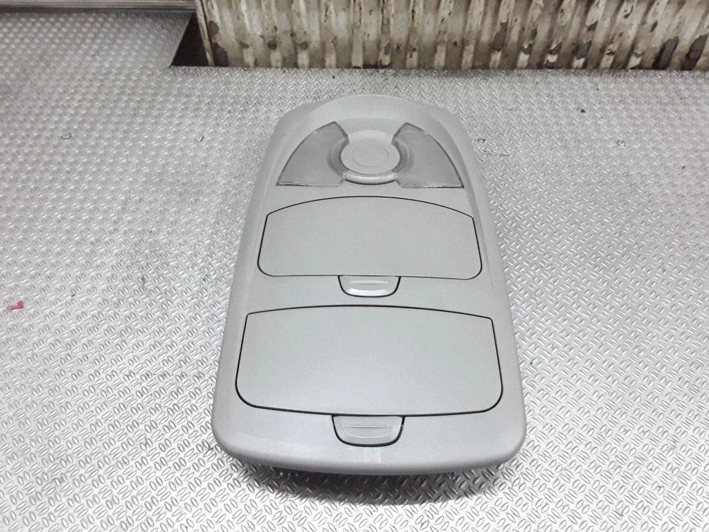 Front seat light 7765009000