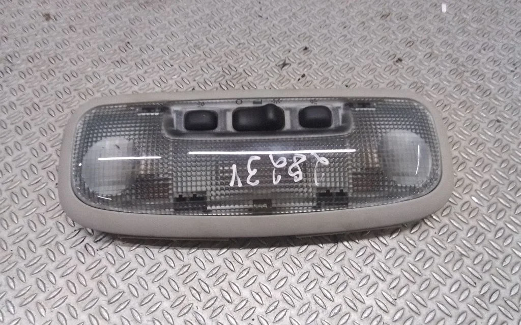 Front seat light – Ford Focus C-MAX (2003-2010)