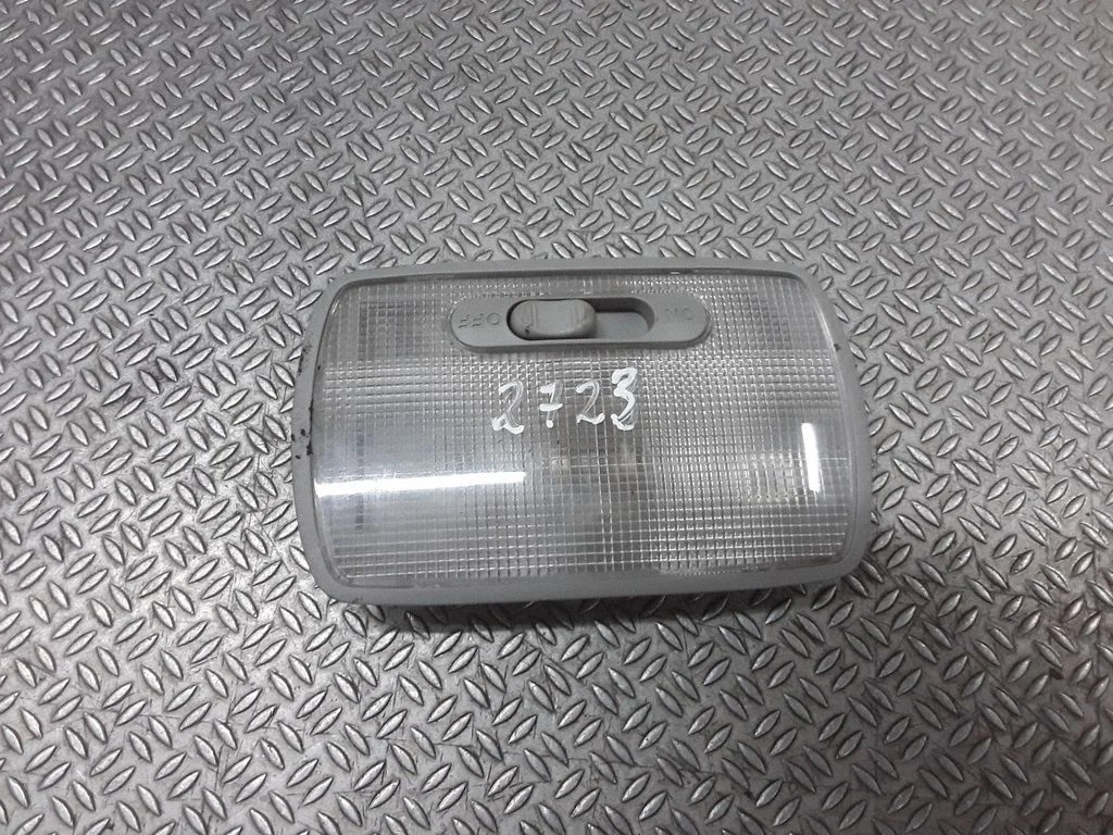 Front seat light – Honda FR-V (2004-2009)