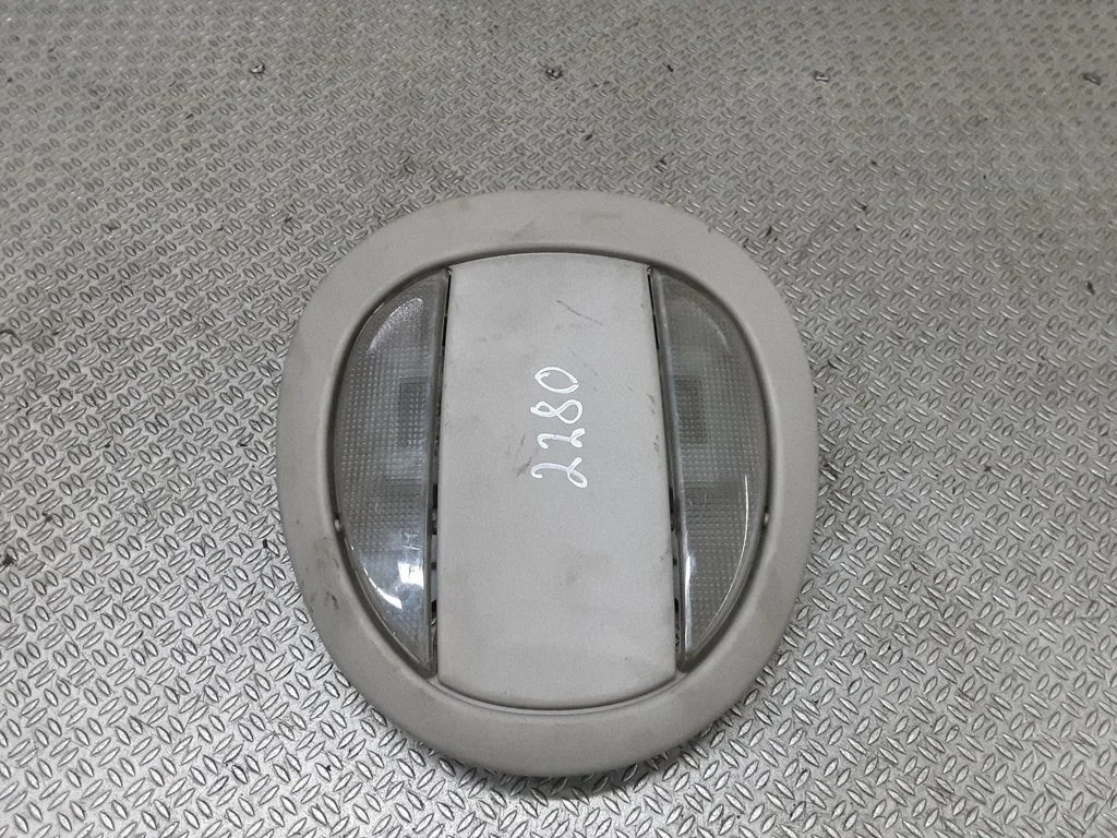 Front seat light – Chrysler Grand Voyager IV (2001-2007)