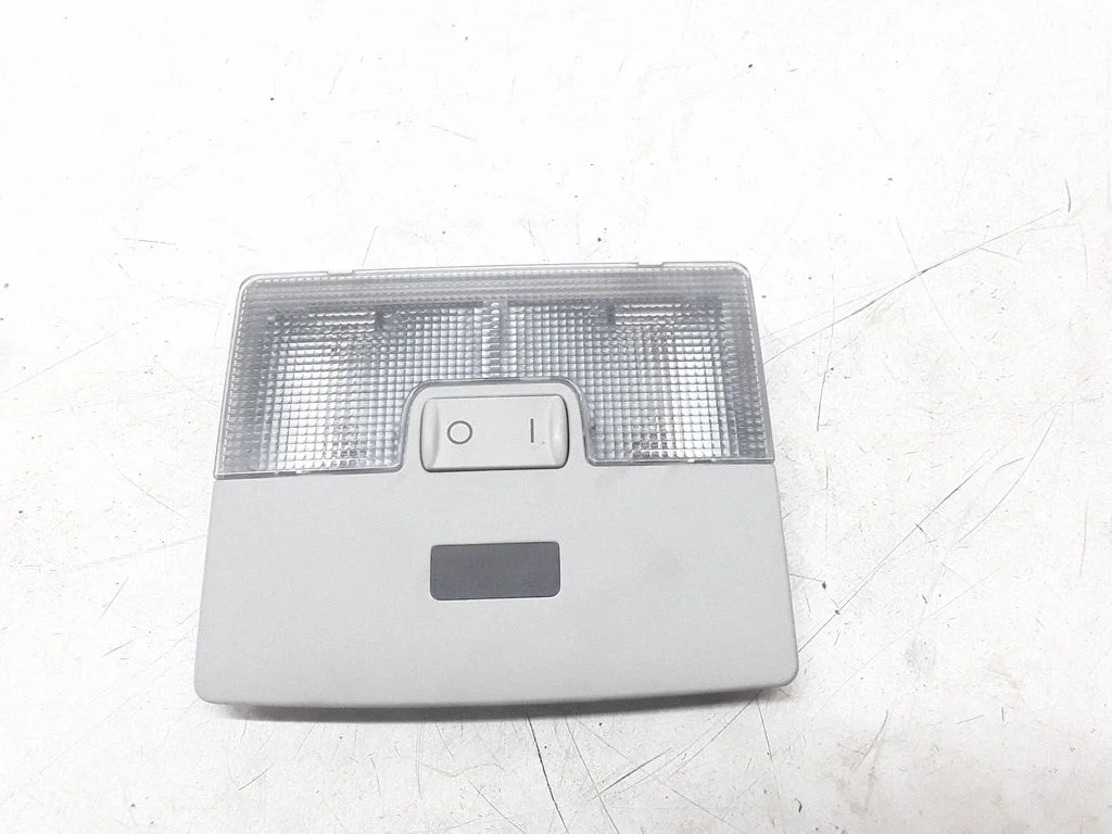 Front seat light – Audi A6 Allroad C5 (1999-2005)