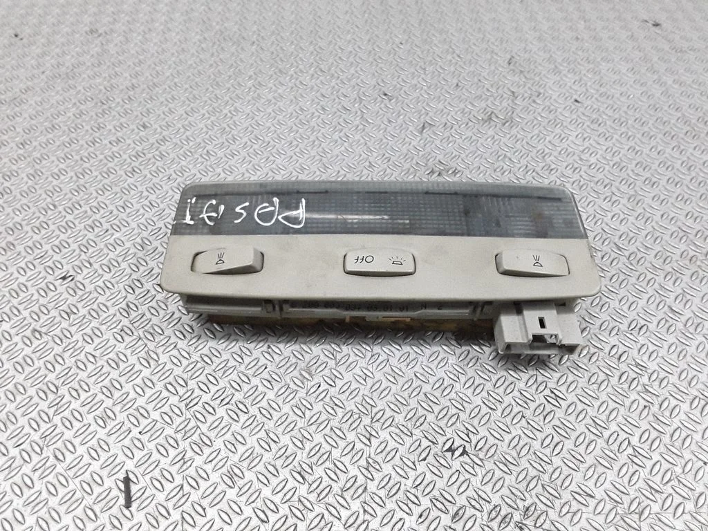 Front seat light – Renault Laguna II (2001-2007)