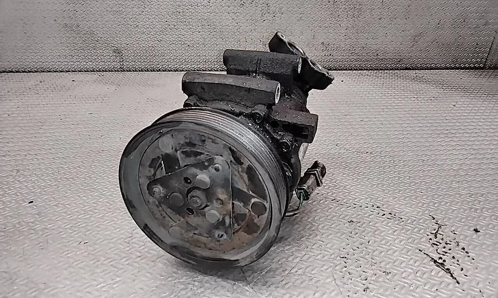 Air conditioning (A/C) compressor (pump) 8200651251