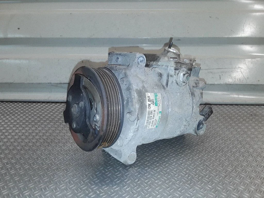 Sprężarka klimatyzacji 1K0820859F