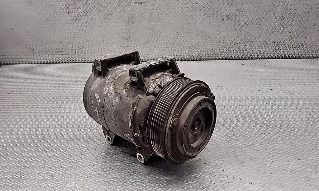Sprężarka klimatyzacji P30742206