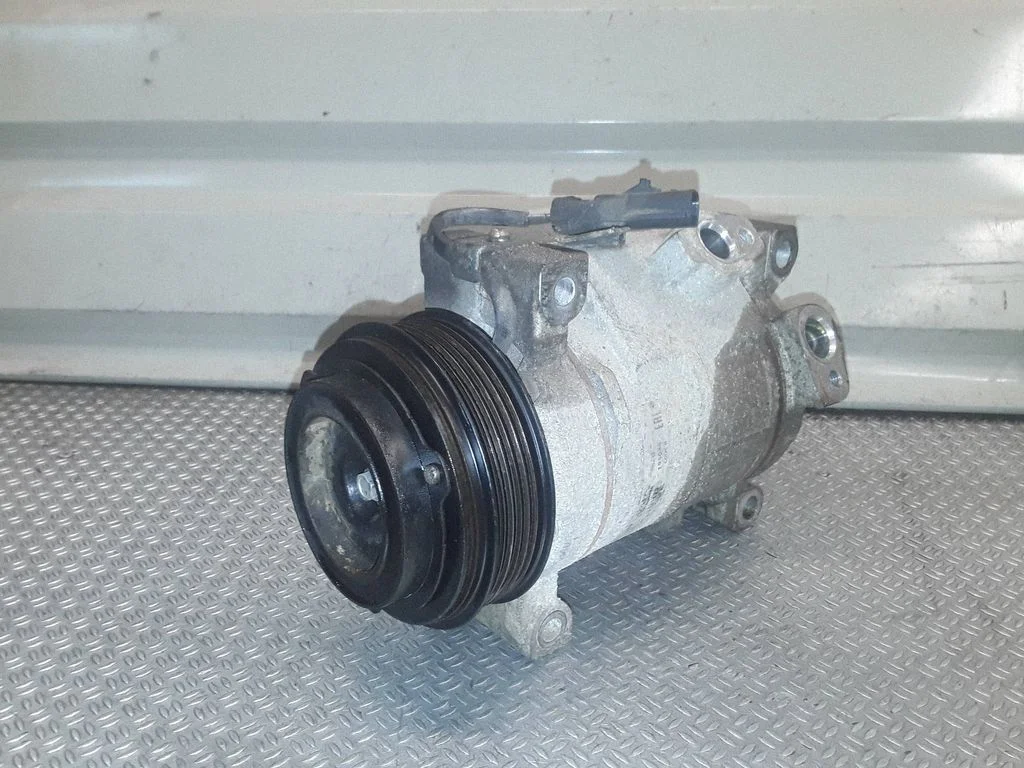Kliimakompressor (pump) – Chrysler Grand Voyager V (2007-2015)