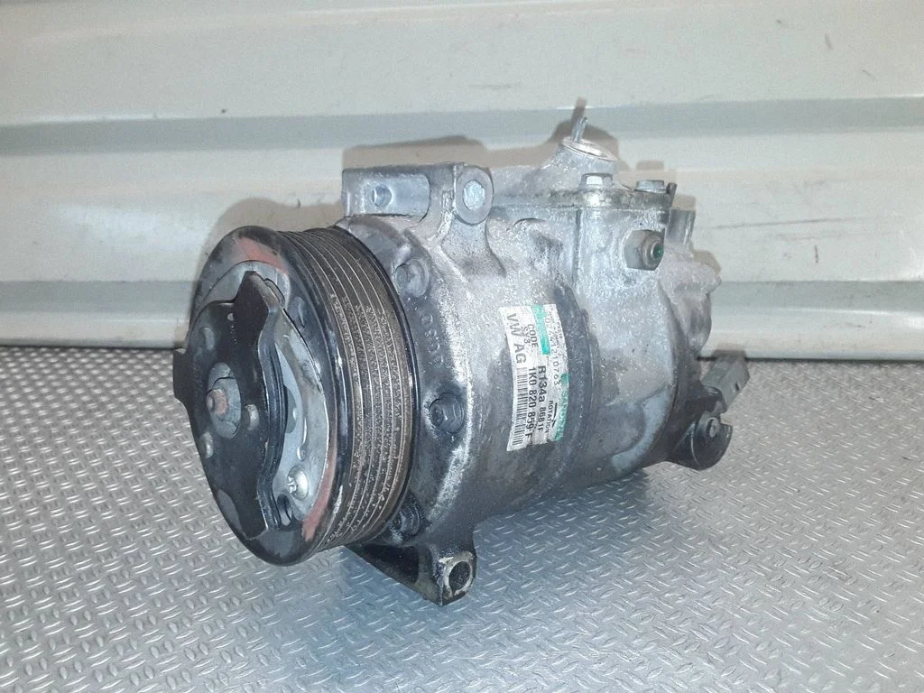 Sprężarka klimatyzacji 1K0820859F