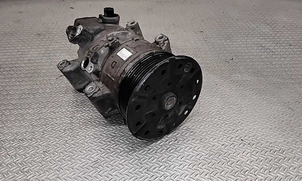 Air conditioning (A/C) compressor (pump) – Toyota Avensis T270 (2009-2012)