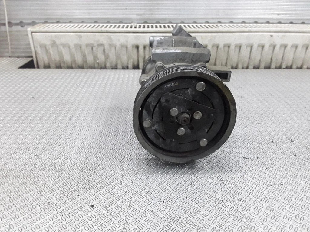 Air conditioning (A/C) compressor (pump) 8200651251