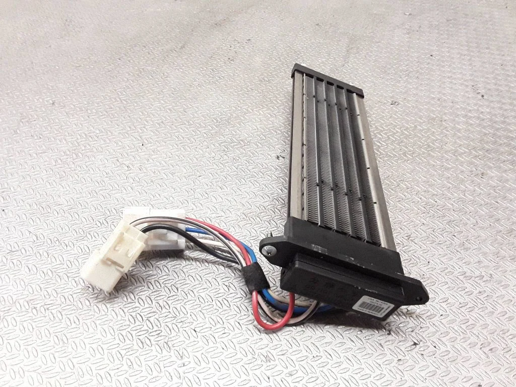 Elektriskais salona krāsniņas radiators – Mitsubishi Outlander (2007-2012)