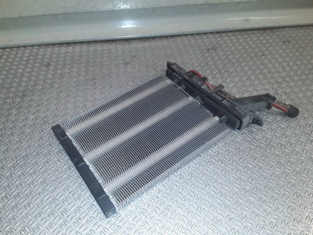 Elektryczna nagrzewnica kabiny 1K0963235F