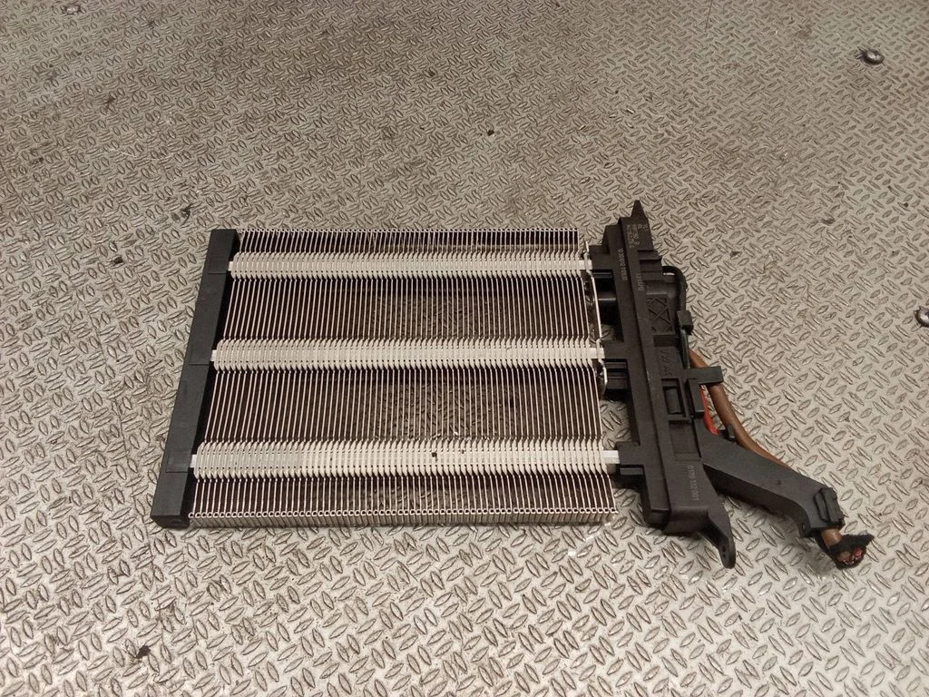 Electric cabin heater radiator – Skoda Octavia Mk2 (1Z) (2004-2013)
