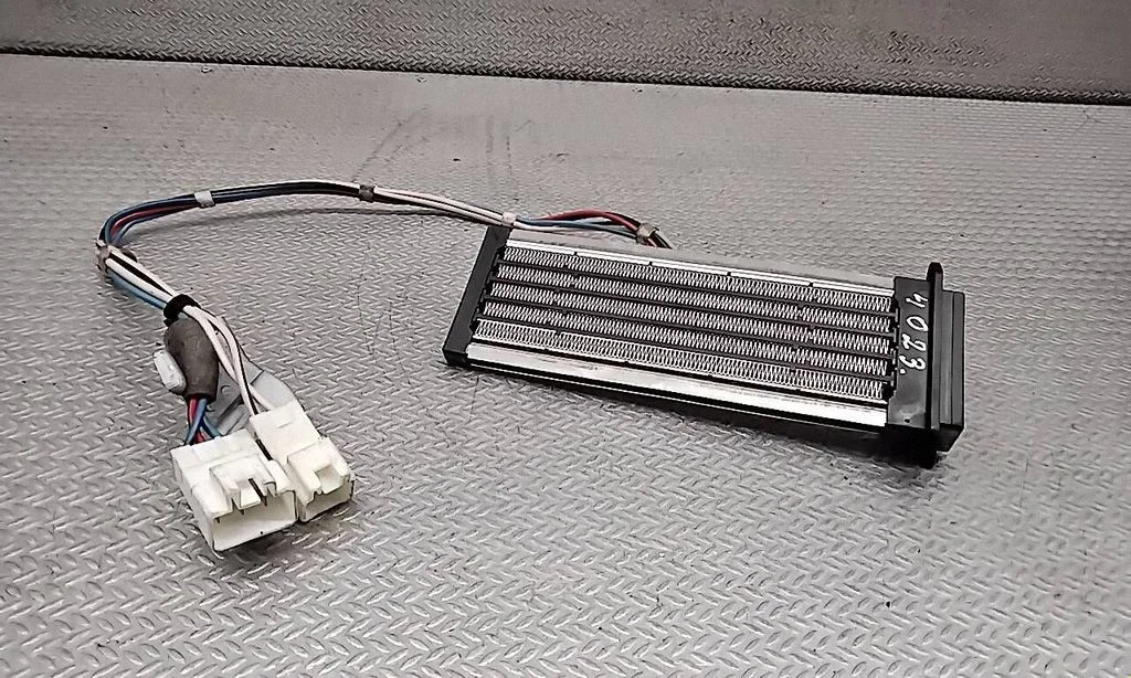 Elektryczna nagrzewnica kabiny DT0134100251