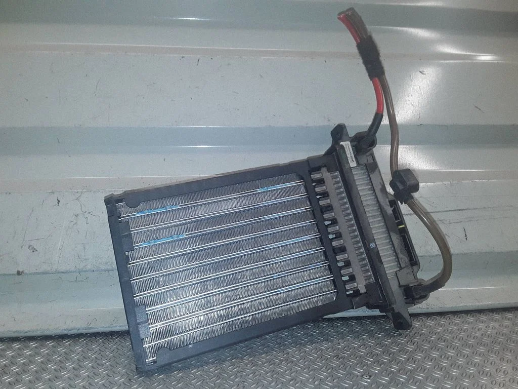 Elektriline salongi küttekeha radiaator – Opel Astra H (2004-2012)
