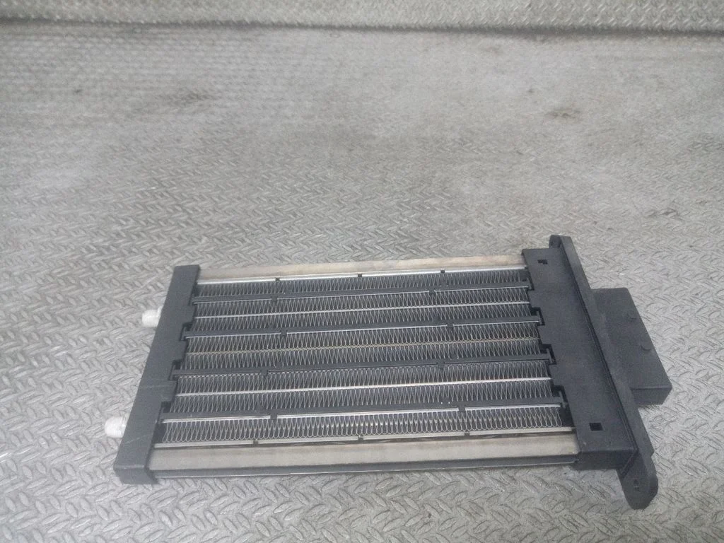 Elektryczna nagrzewnica kabiny 07T102U0349