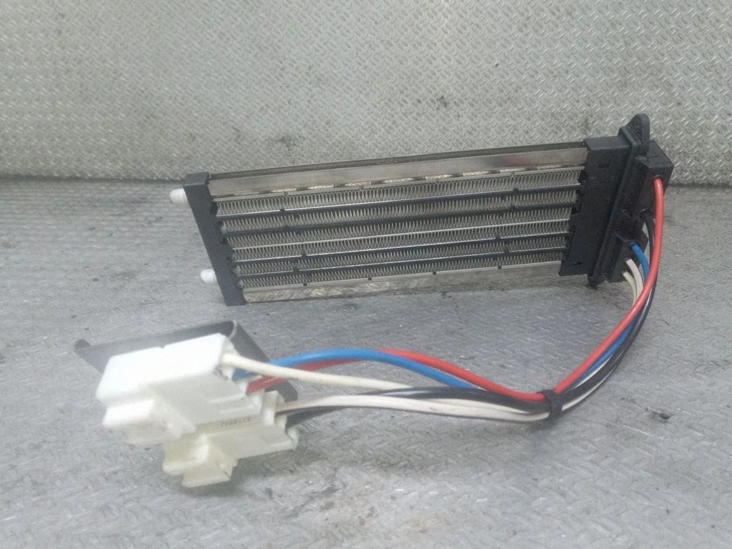 Electric cabin heater radiator – Nissan Qashqai+2 (2008-2010)