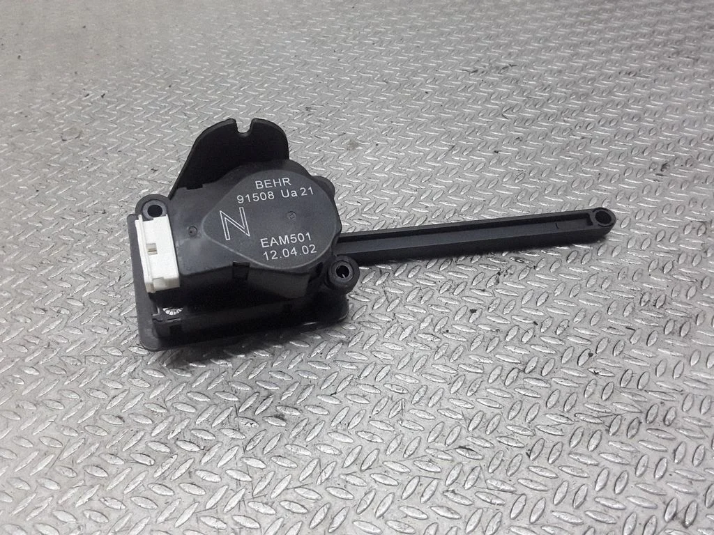 Air flap motor/actuator – Mercedes-Benz S-Class W220 (1998-2006)
