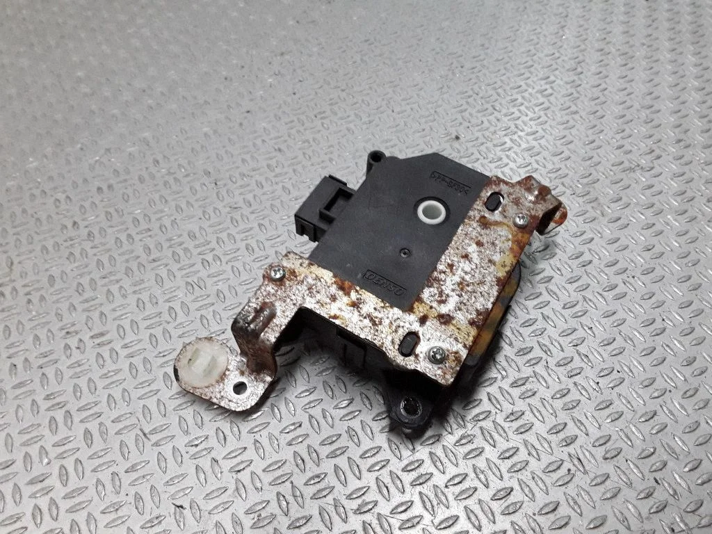 Air flap motor/actuator – Honda CR-V (2002-2006)