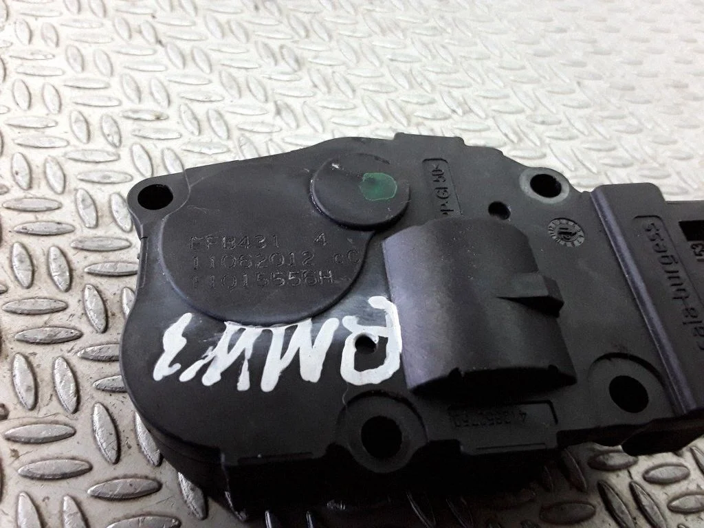 Silniczek klapki nawiewu – BMW Seria 3 F30 F35 F31 (2012-2018)
