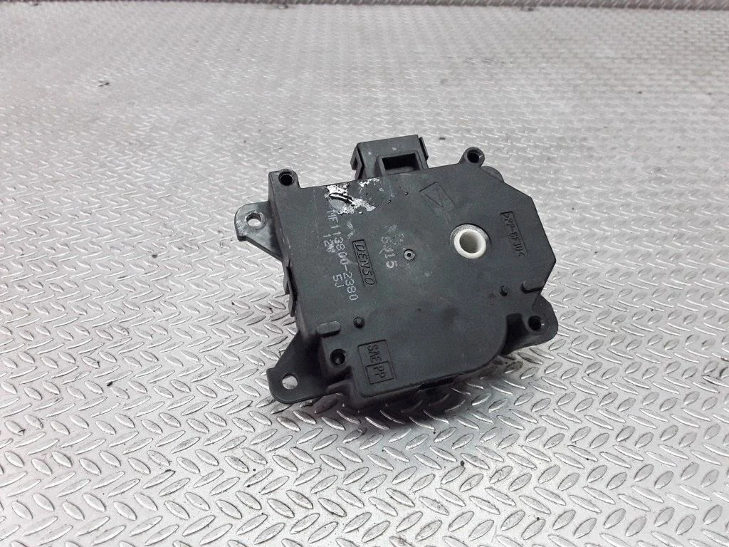 Air flap motor/actuator – Honda CR-V (2007-2012)