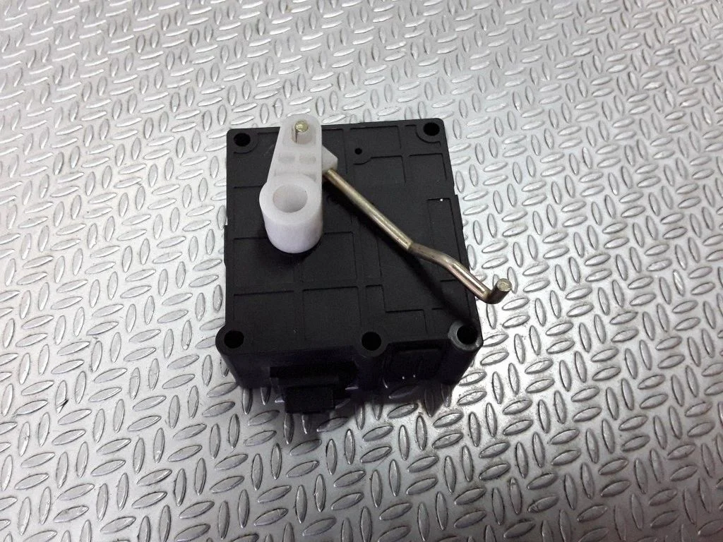 Air flap motor/actuator – Mitsubishi Galant (1997-2003)