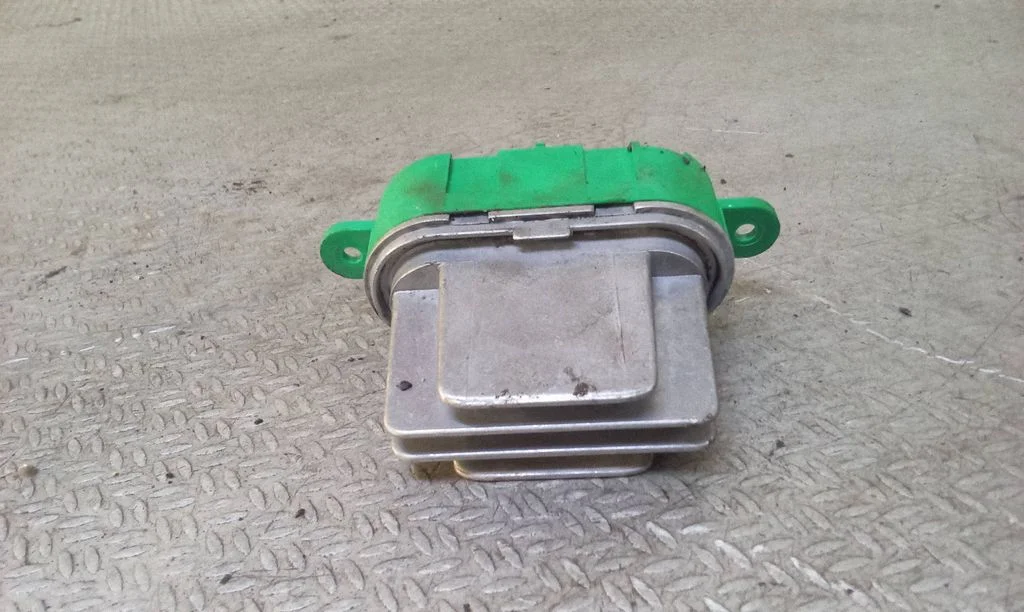 Heater blower motor/fan resistor – Renault Espace - Grand espace IV (2004-2014)