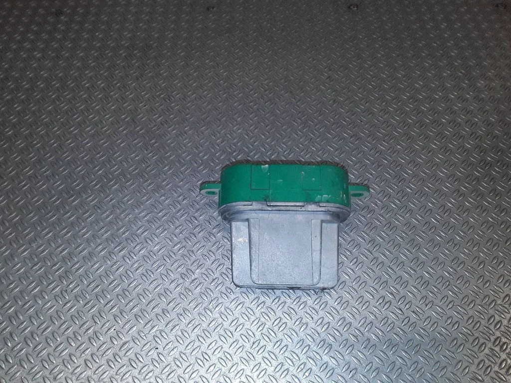 Heater blower motor/fan resistor – Renault Espace - Grand espace IV (2004-2014)