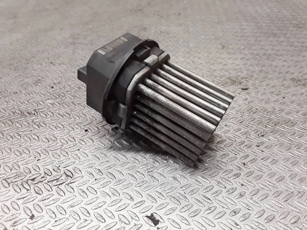 Heater blower motor/fan resistor – Volvo V60 (2011-2013)