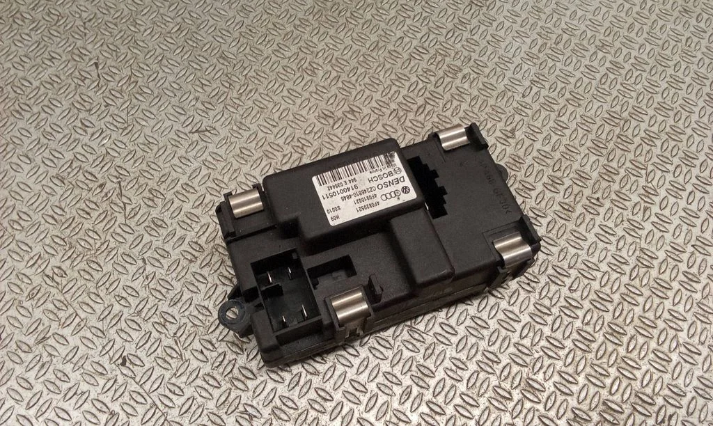 Heater blower motor/fan resistor – Audi A6 Allroad C5 (1999-2005)
