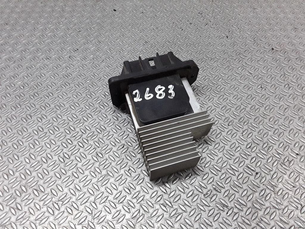 Heater blower motor/fan resistor – Toyota Avensis T250 (2003-2006)