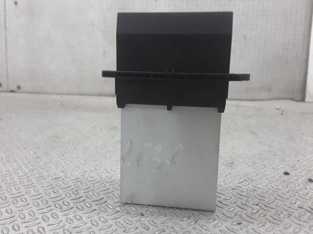 Krāsniņas ventilatora rezistors (reostats) – Nissan Note (E11) (2006-2014)