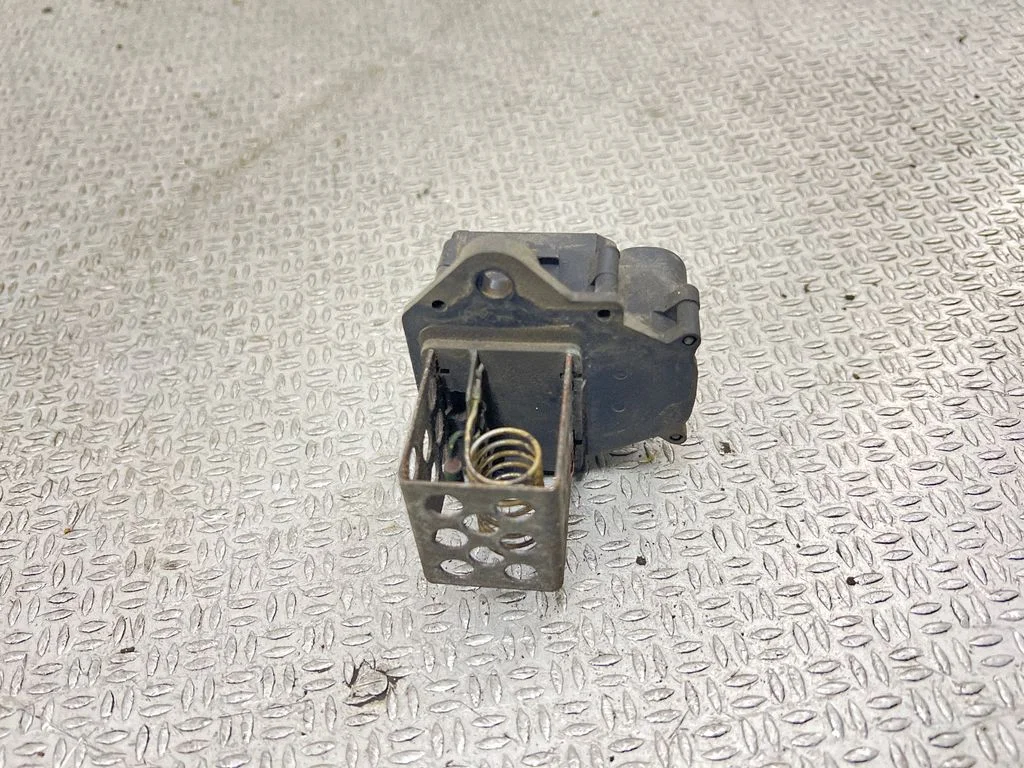 Heater blower motor/fan resistor – Peugeot 308 (2007-2013)