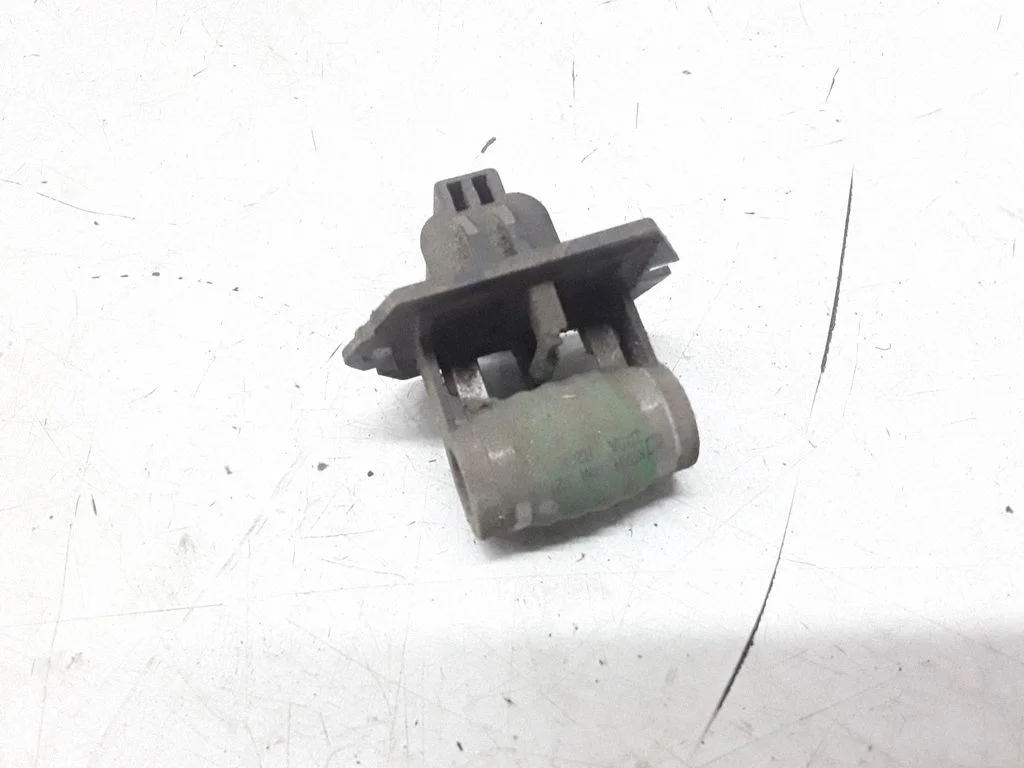 Heater blower motor/fan resistor – KIA Picanto (2004-2011)