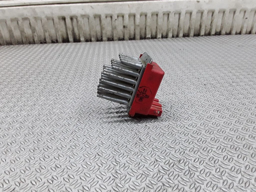 Heater blower motor/fan resistor 357907521