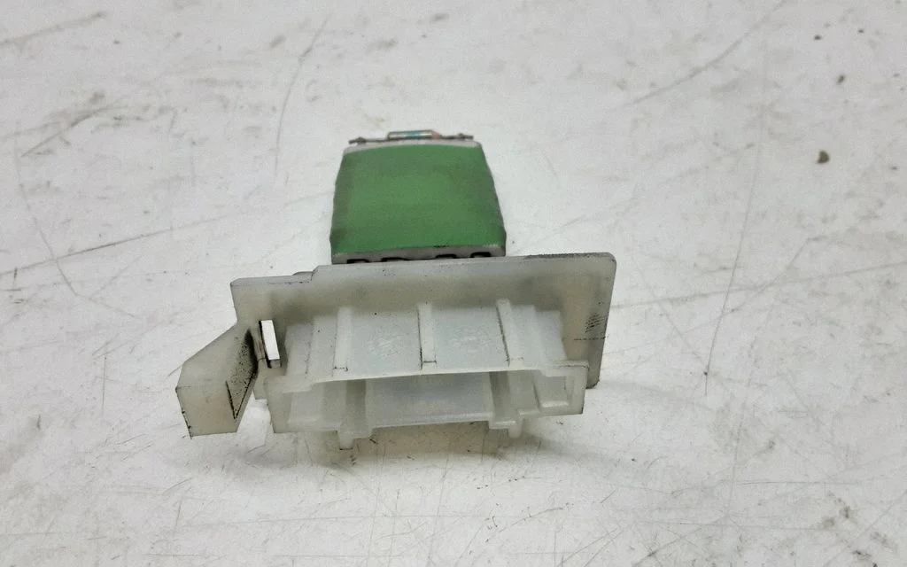 Krāsniņas ventilatora rezistors (reostats) – Land Rover Freelander (1996-2006)
