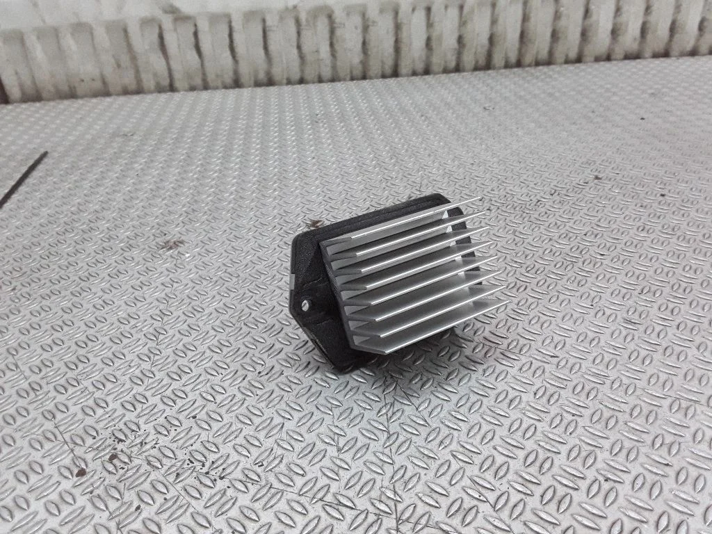 Salongipuhuri takisti – Land Rover Range Rover Sport L320 (2005-2013)
