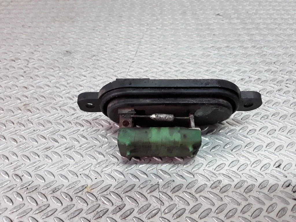 Krāsniņas ventilatora rezistors (reostats) – Fiat Ducato (1994-2001)