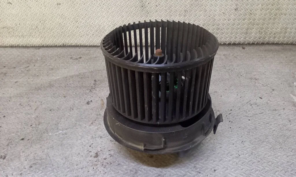 Heater fan/blower – Toyota Aygo AB10 (2005-2014)