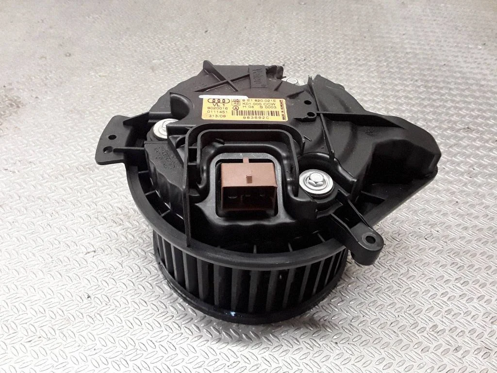 Salongipuhur – Seat Exeo (3R) (2008-2013)