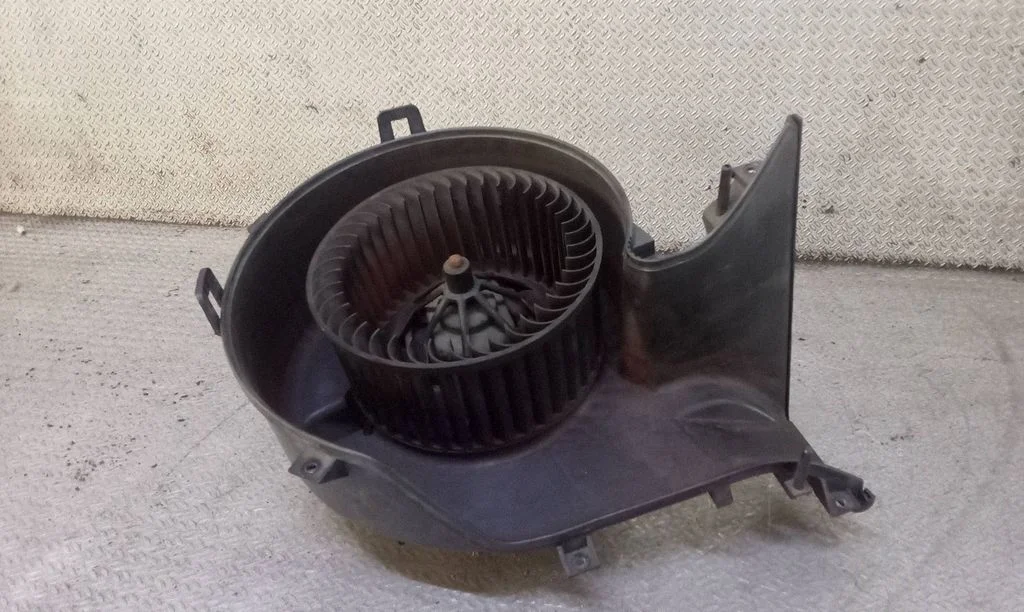 Krāsniņas ventilators/pūtējs 007013E – Fiat Croma (2006-2016)