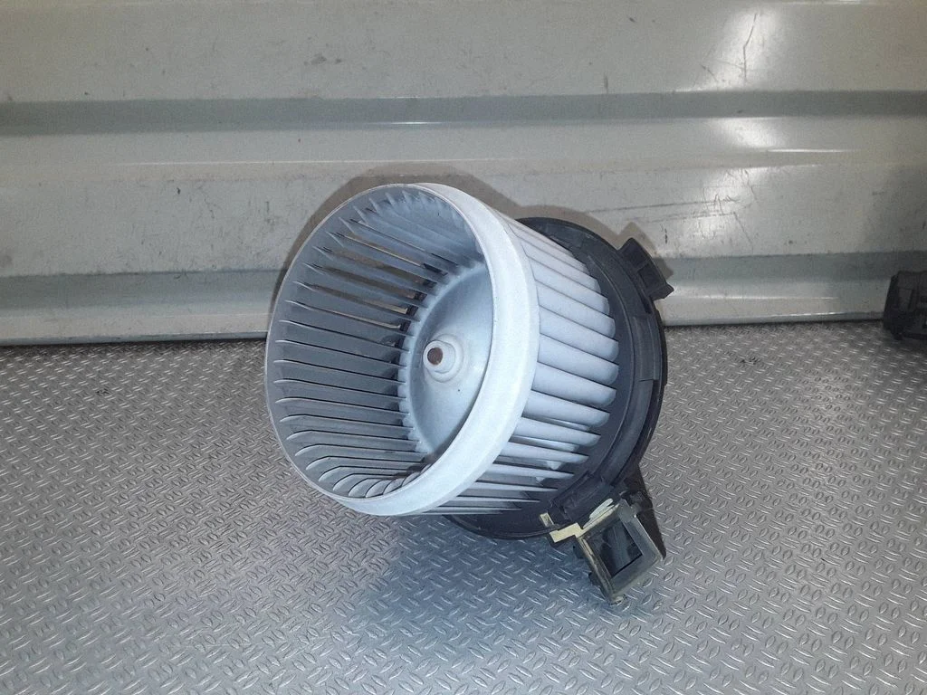 Heater fan/blower – Citroen C4 Grand Picasso (2013-2018)