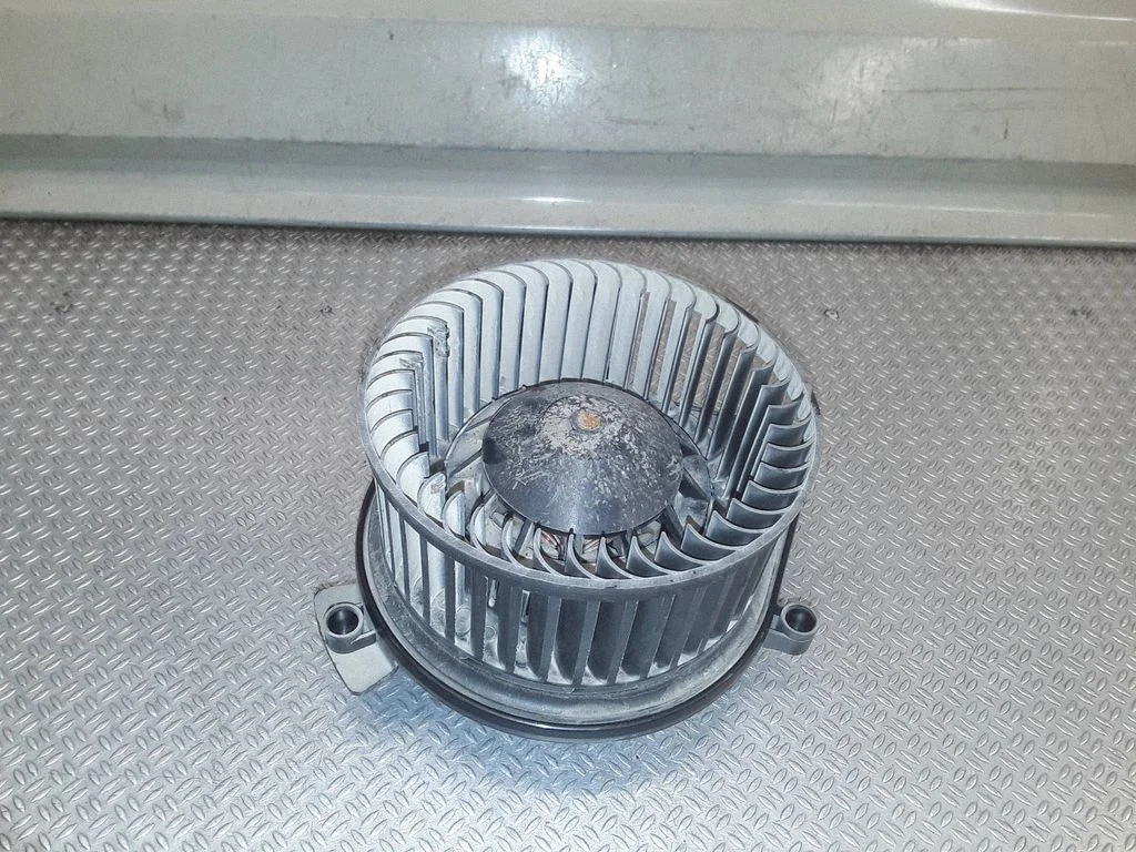 Dmuchawa nawiewu – Audi A4 S4 B6 8E 8H (2001-2005)