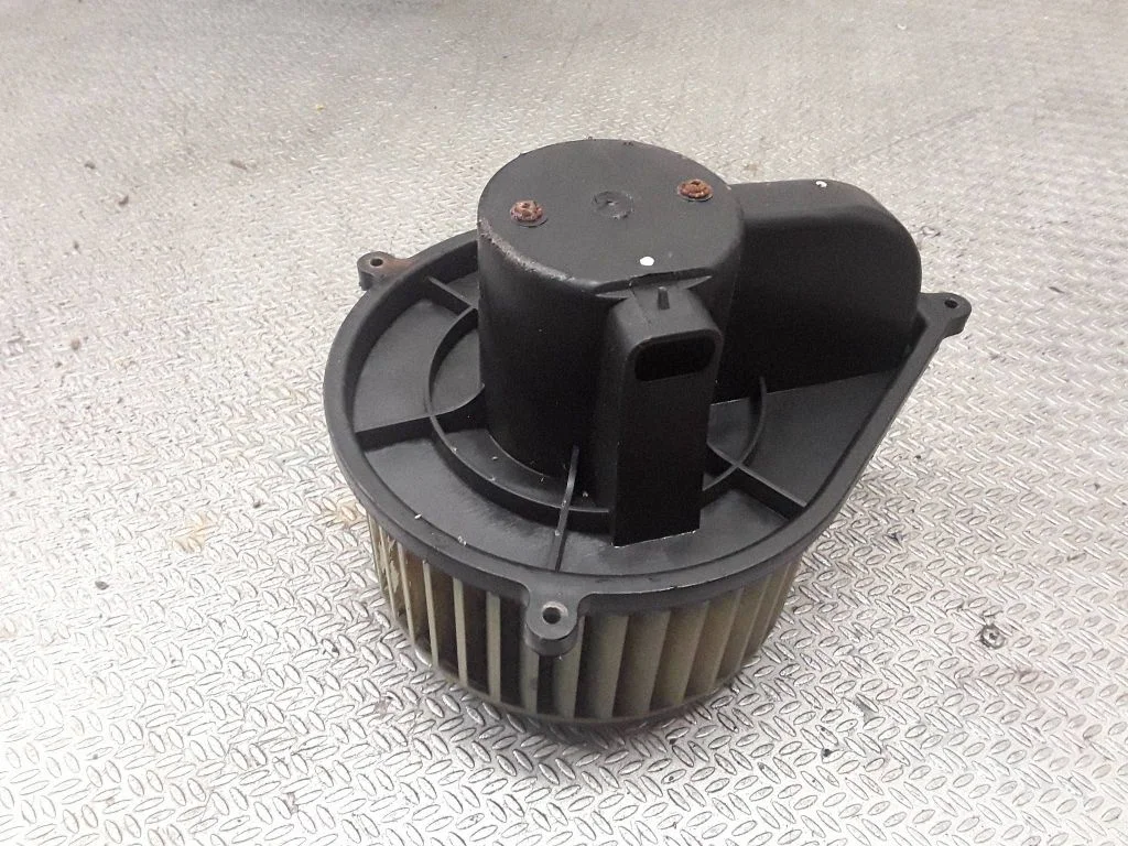 Krāsniņas ventilators/pūtējs