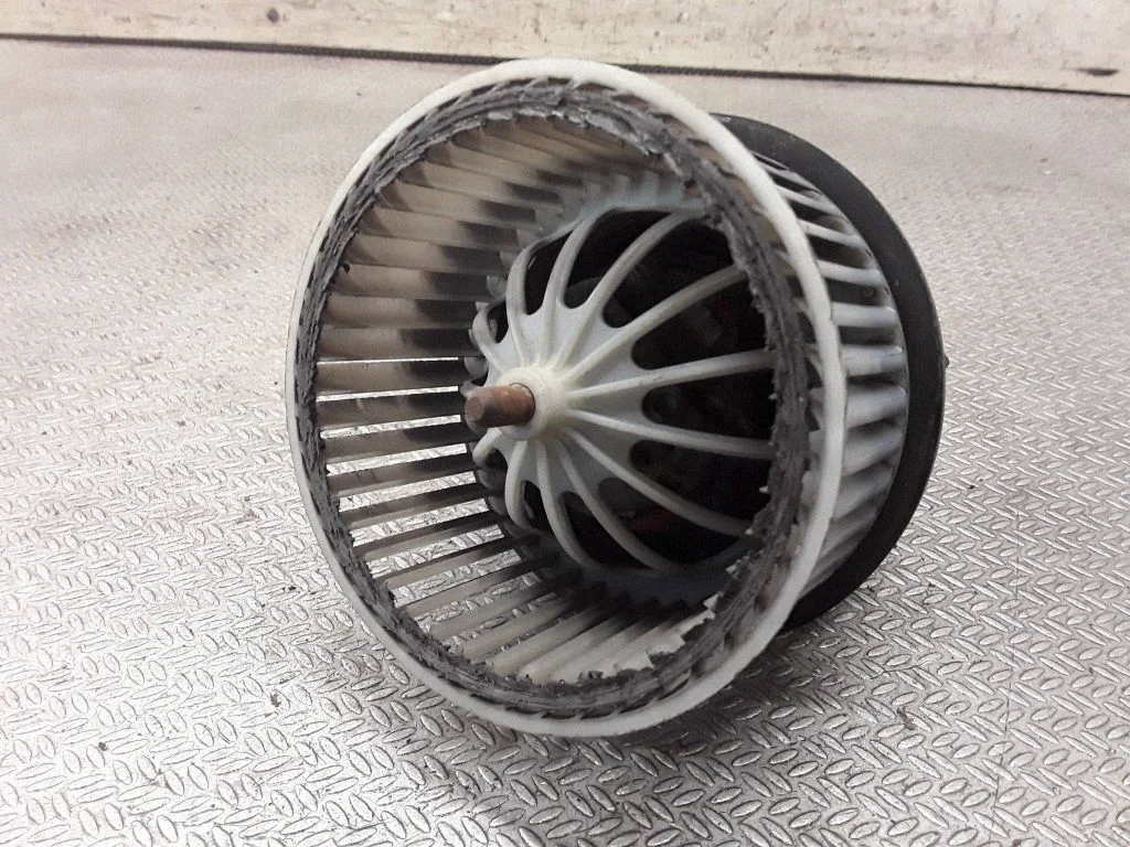 Heater fan/blower – Volvo XC70 (2008-2013)