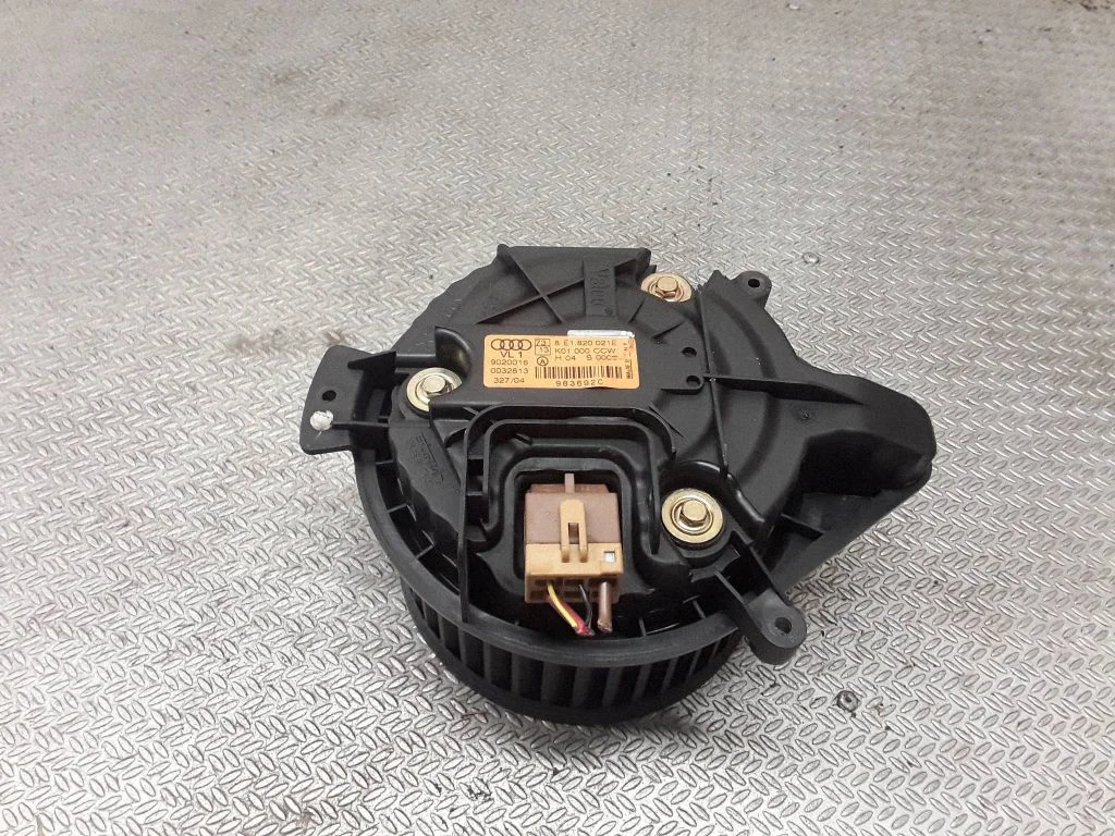 Dmuchawa nawiewu – Audi A4 S4 B7 8E 8H (2005-2008)