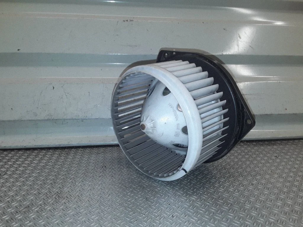 Heater fan/blower – Nissan Murano Z50 (2002-2008)