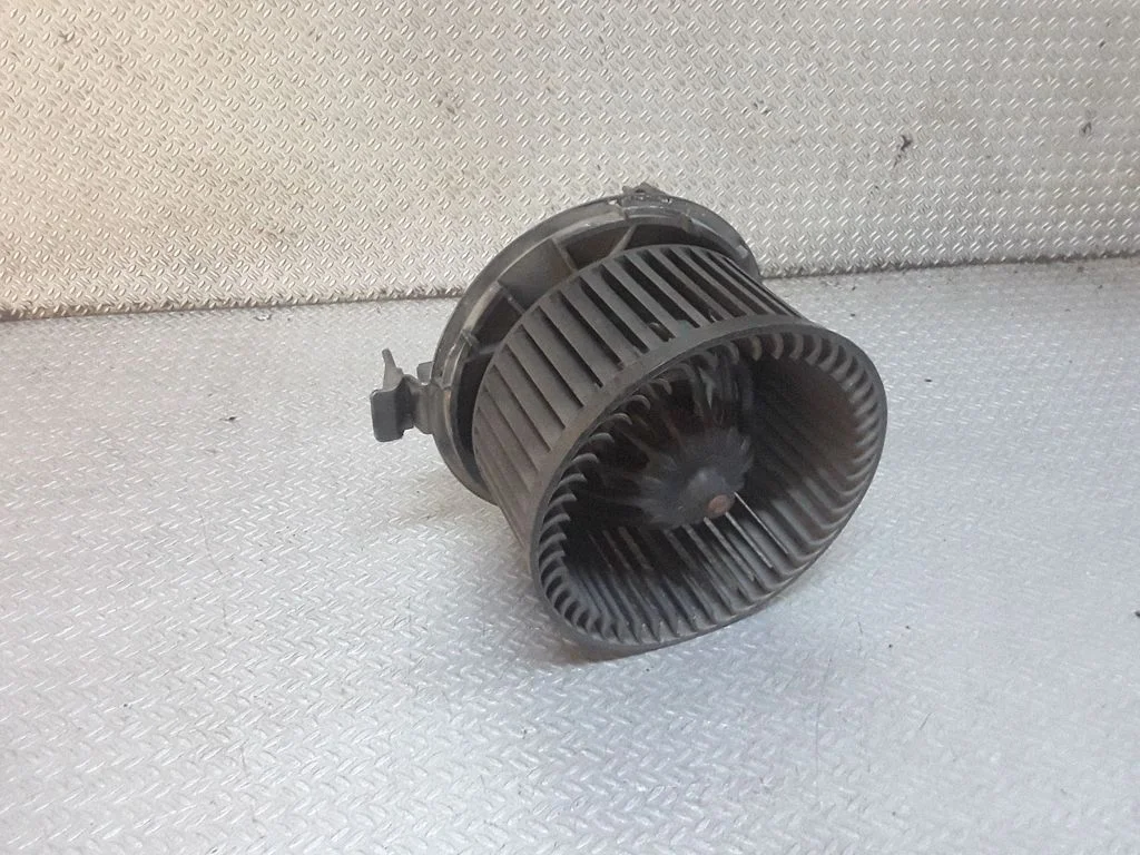 Heater fan/blower – Renault Clio III (2005-2012)