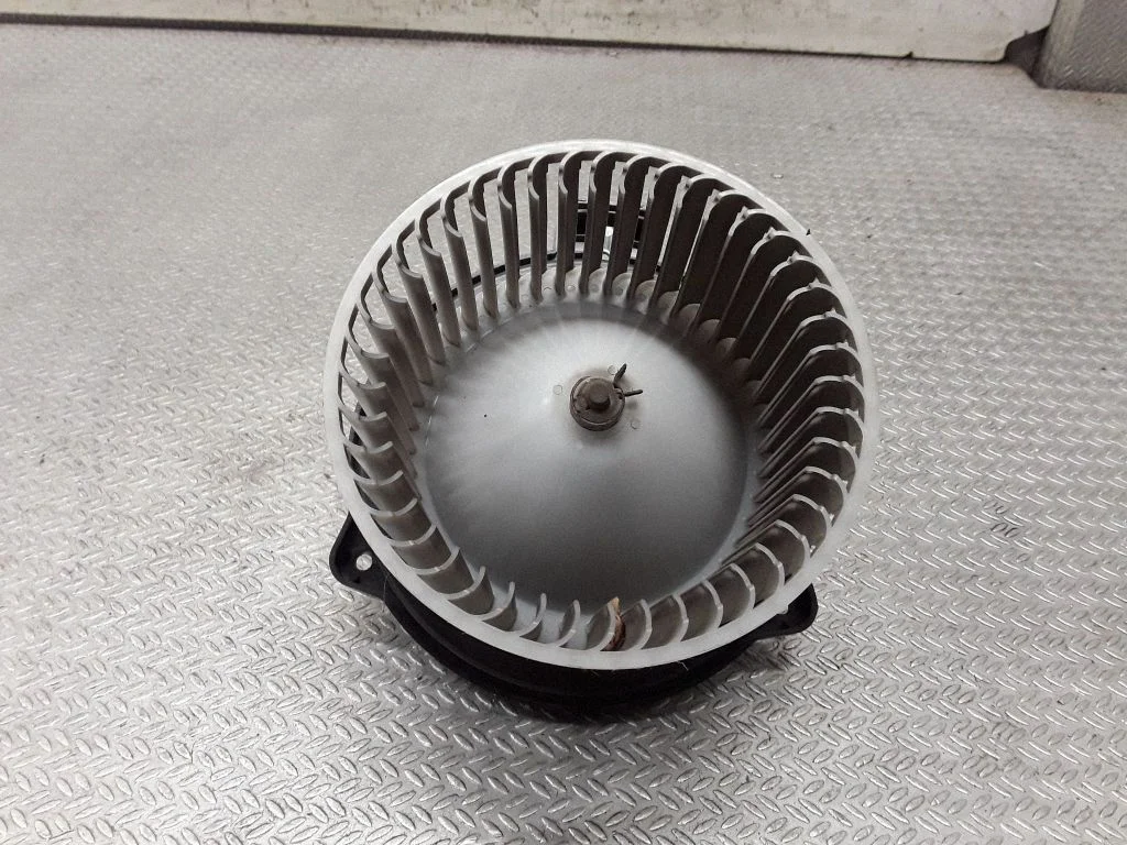 Krāsniņas ventilators/pūtējs 8727000690